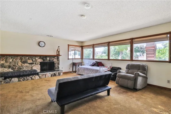 17 Bradford Ave, Camarillo, California 93010