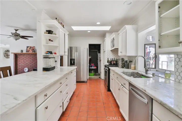 17 Bradford Ave, Camarillo, California 93010