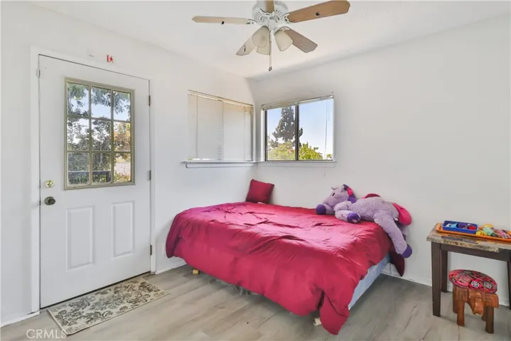 17 Bradford Ave, Camarillo, California 93010