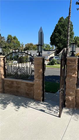 5235 Allott Avenue, Sherman Oaks, California 91401