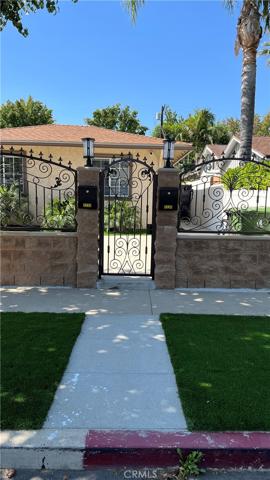 5235 Allott Avenue, Sherman Oaks, California 91401