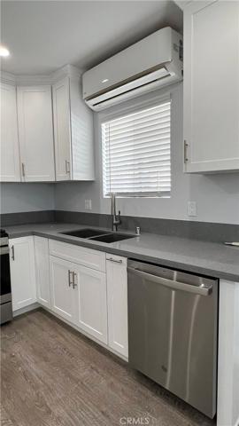 5235 Allott Avenue, Sherman Oaks, California 91401