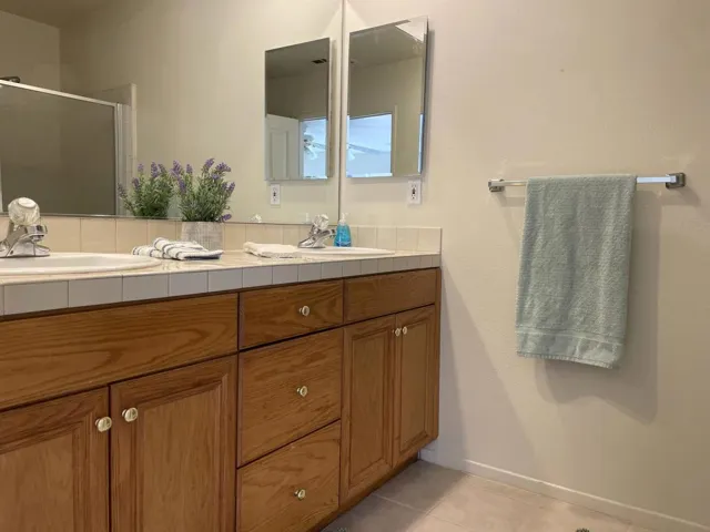 Bathroom Master Pic