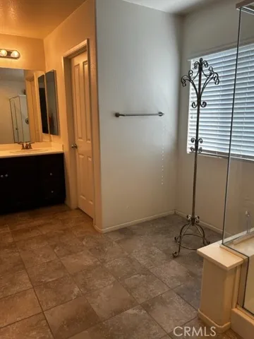 16737 Kalmia Lane, Fontana, California 92336