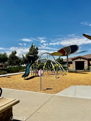 16737 Kalmia Lane, Fontana, California 92336