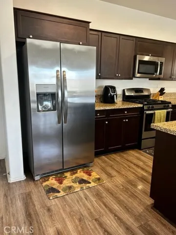 16737 Kalmia Lane, Fontana, California 92336