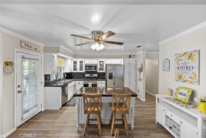 912 Haven Avenue, Bakersfield, California 93308