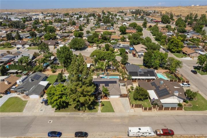 912 Haven Avenue, Bakersfield, California 93308