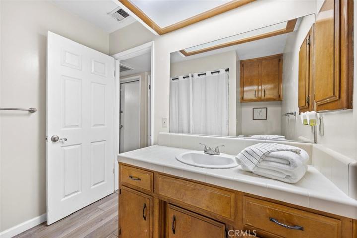 912 Haven Avenue, Bakersfield, California 93308
