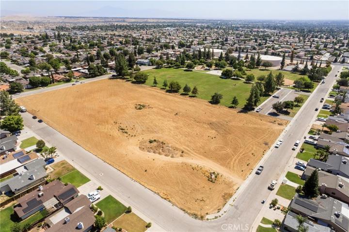 912 Haven Avenue, Bakersfield, California 93308