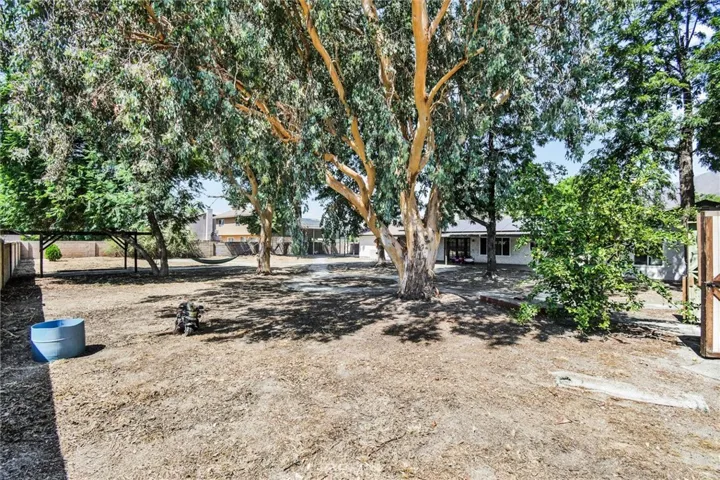 762 E Peach Street, San Jacinto, California 92583