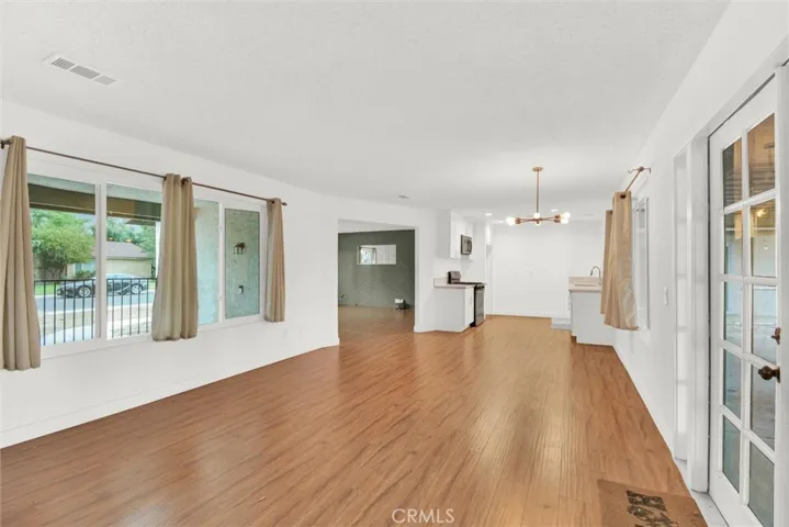 Family, Dining, Kitchen