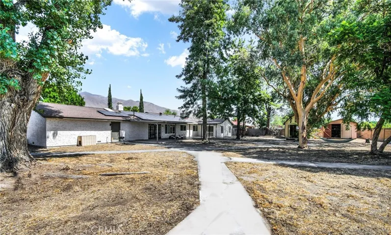 762 E Peach Street, San Jacinto, California 92583