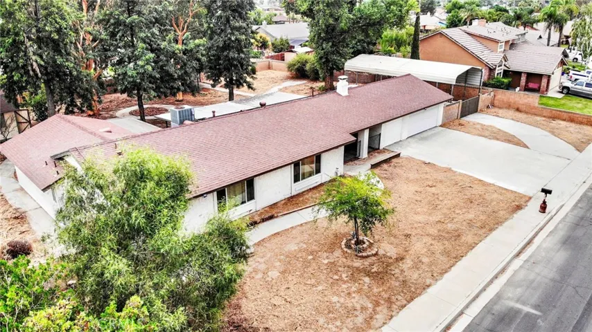 762 E Peach Street, San Jacinto, California 92583