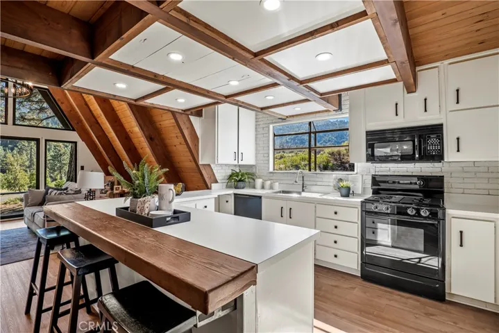 26701 Big Pines Highway, Wrightwood, California 93563