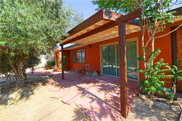 59156 Nelson Avenue, Yucca Valley, California 92284