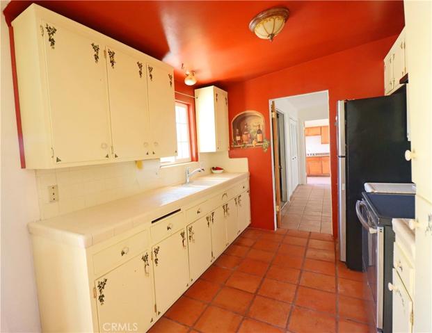 59156 Nelson Avenue, Yucca Valley, California 92284