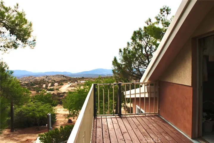 42145 Selinger, Hemet, California 92544