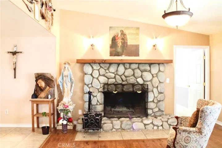 42145 Selinger, Hemet, California 92544