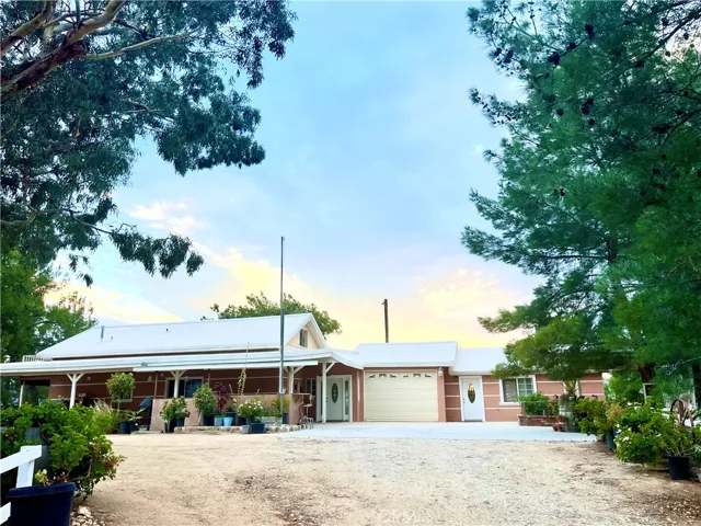 42145 Selinger, Hemet, California 92544