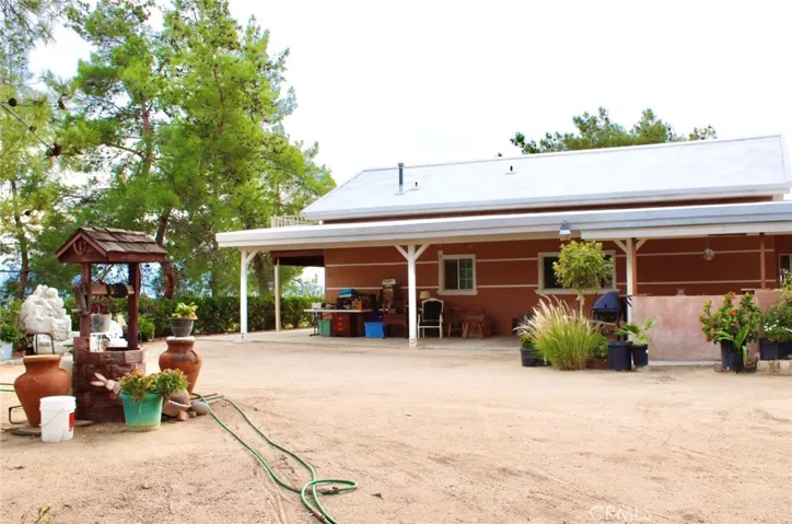 42145 Selinger, Hemet, California 92544