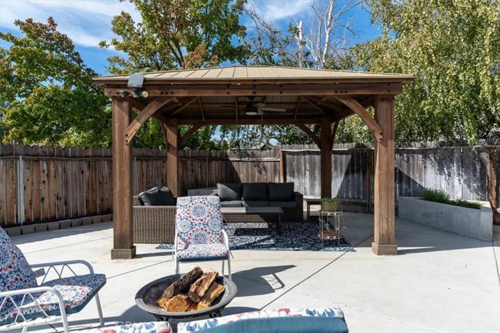189 Sandbar Court, Paso Robles, California 93446