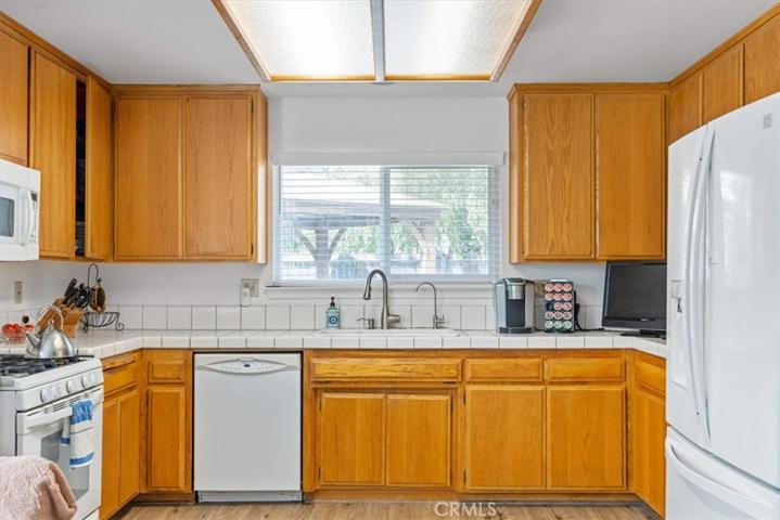 189 Sandbar Court, Paso Robles, California 93446