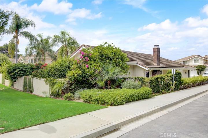 12 Cedarlake Unit 3, Irvine, California 92614