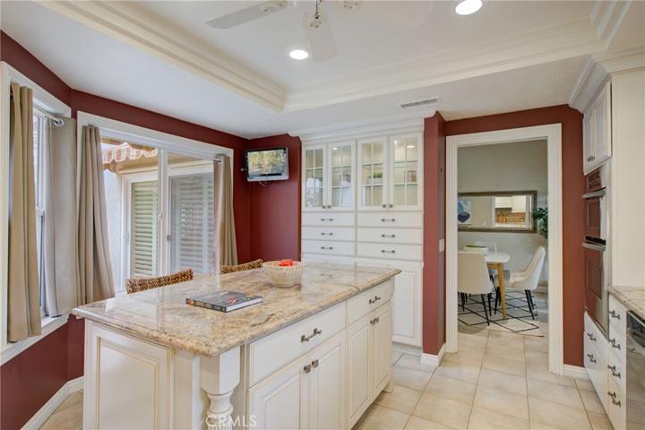 12 Cedarlake Unit 3, Irvine, California 92614