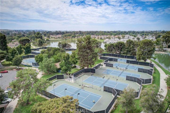 12 Cedarlake Unit 3, Irvine, California 92614