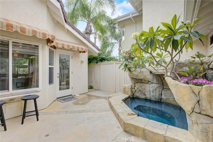 12 Cedarlake Unit 3, Irvine, California 92614