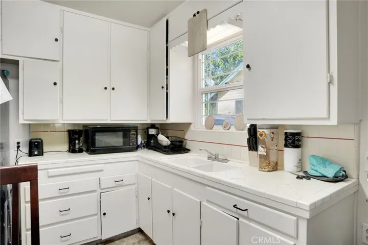 605 Lincoln Avenue, Bakersfield, California 93308