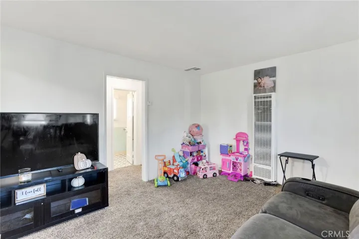 605 Lincoln Avenue, Bakersfield, California 93308
