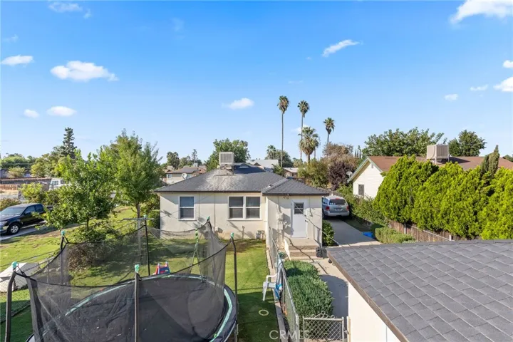 605 Lincoln Avenue, Bakersfield, California 93308