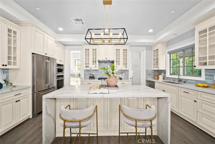 9855 Wendon Street, Temple City, California 91780