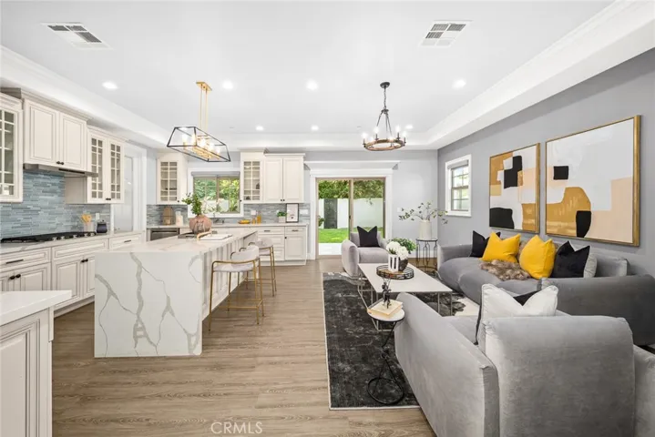 9855 Wendon Street, Temple City, California 91780