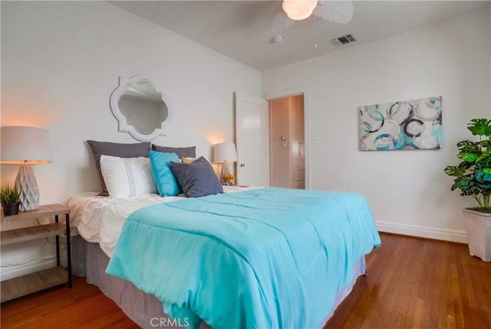 228 Granada Avenue, Long Beach, California 90803