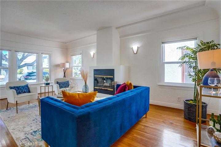 228 Granada Avenue, Long Beach, California 90803