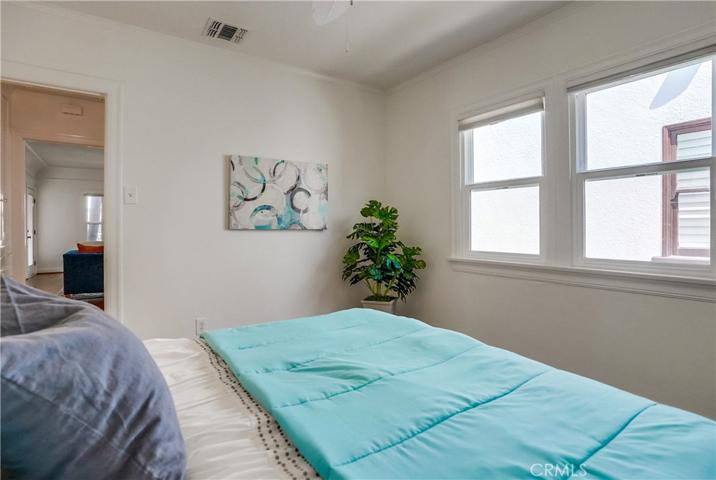 228 Granada Avenue, Long Beach, California 90803