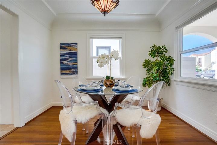 228 Granada Avenue, Long Beach, California 90803