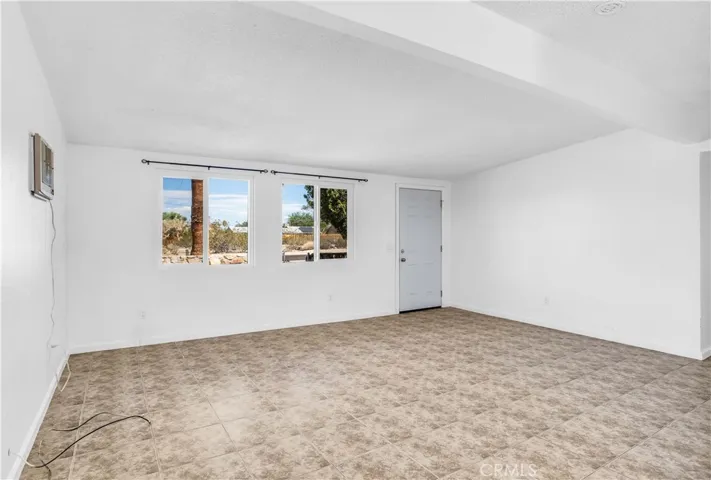 6942 Eucalyptus Avenue, 29 Palms, California 92277