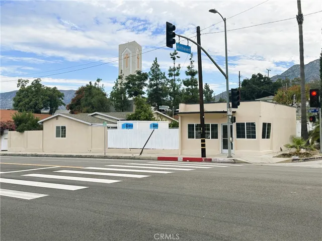 7301 7307 Foothill Boulevard, Tujunga, California 91042