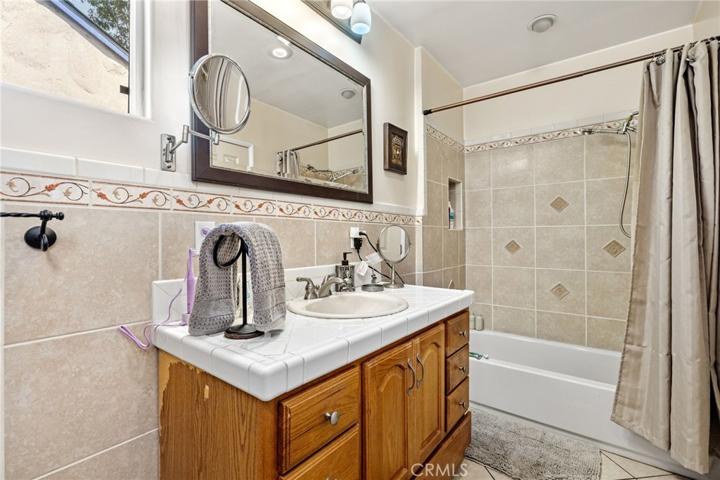 3001 San Francisco Avenue, Long Beach, California 90806