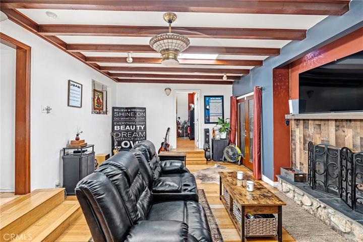 3001 San Francisco Avenue, Long Beach, California 90806