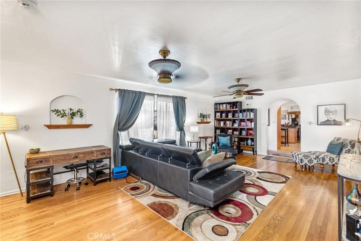 3001 San Francisco Avenue, Long Beach, California 90806