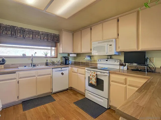 11410 Eucalyptus Hills Dr, Lakeside, California 92040