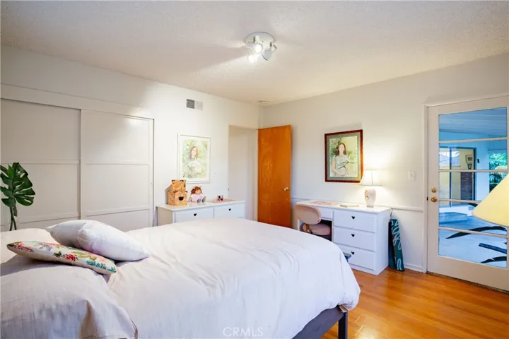 1455 N Mountain Avenue, Claremont, California 91711