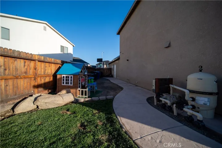 side yard