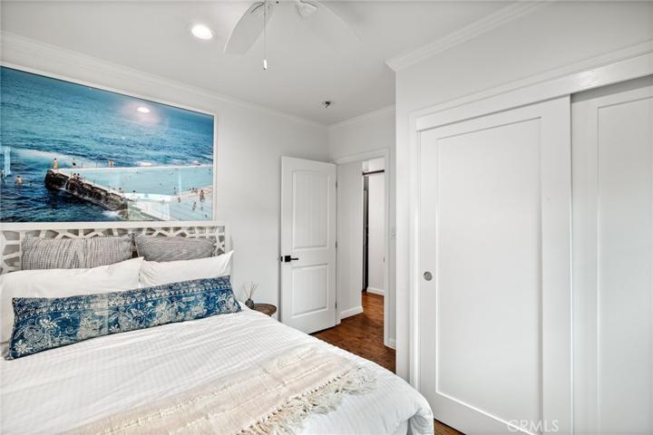 215 Longfellow Avenue, Hermosa Beach, California 90254