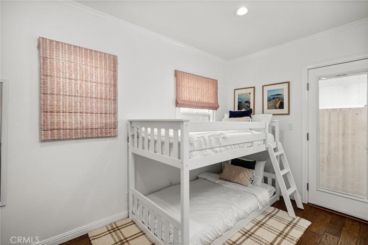 215 Longfellow Avenue, Hermosa Beach, California 90254